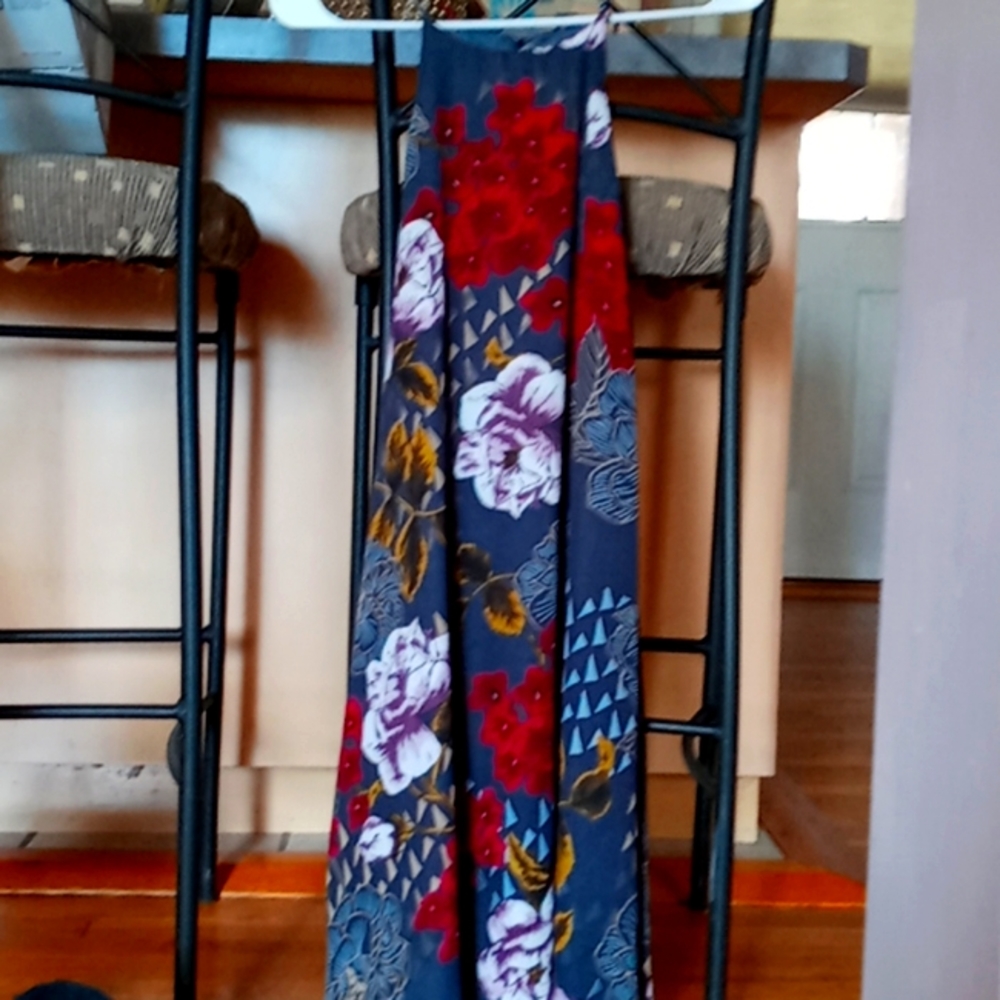 Francesca's dress by Everly swing dress.